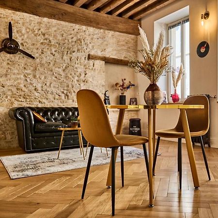 Le Rousseau - Appartement & Suite En Hypercentre 第戎 外观 照片